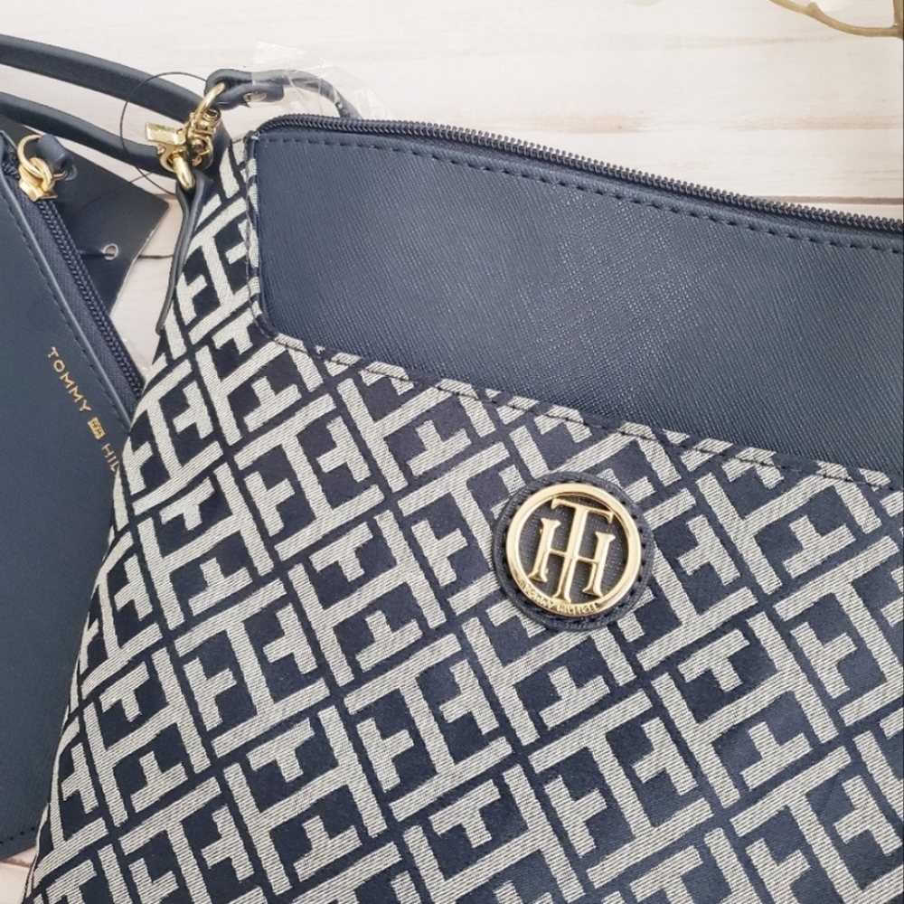 Tommy Hilfiger blue crossbody bag